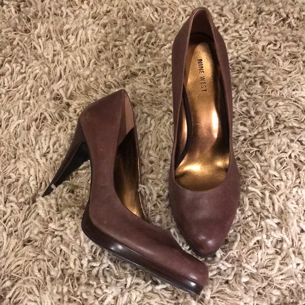 Nine West brown leather heels